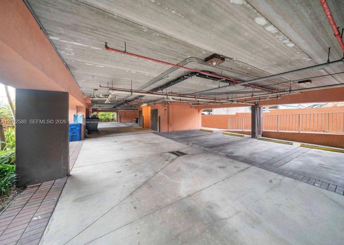 9008 Collins Avenue 402 Property Photo 15