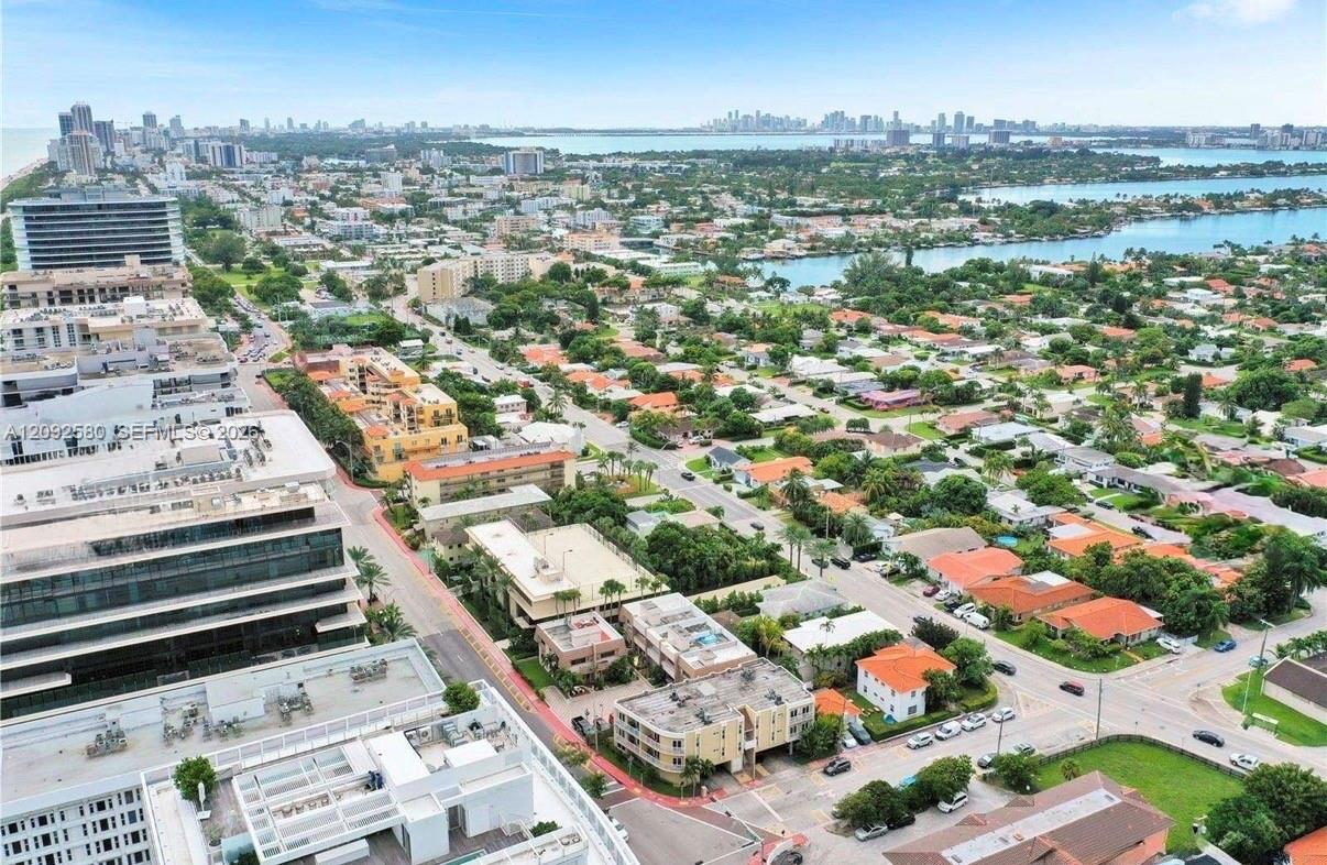 9008 Collins Avenue 402 Property Photo 25