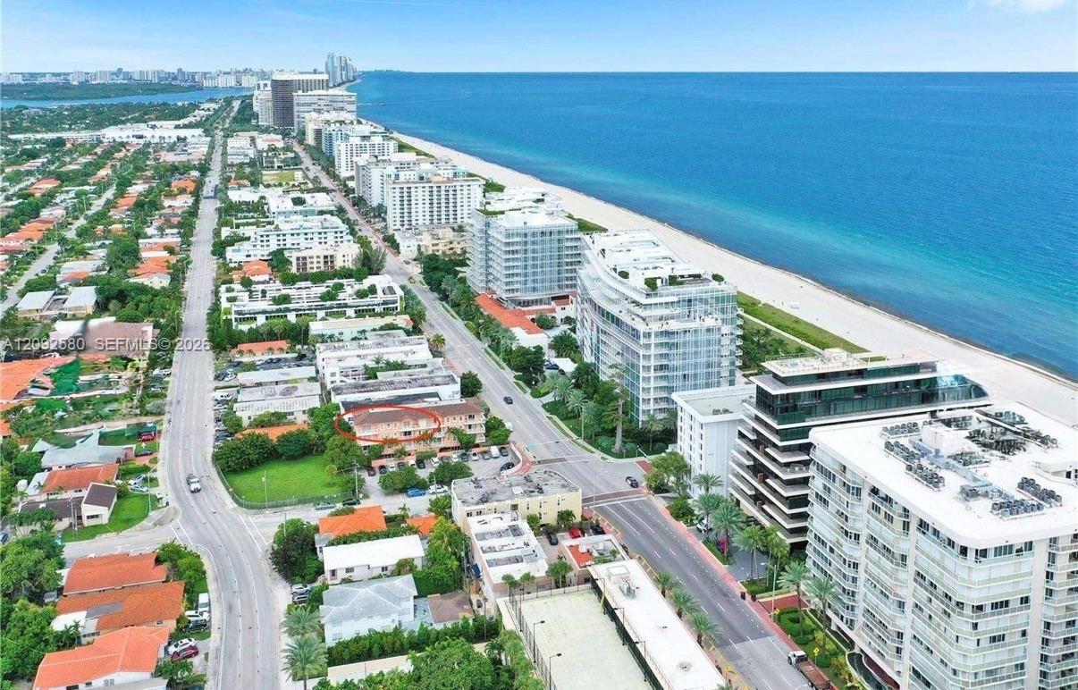 9008 Collins Avenue 402 Property Photo 26