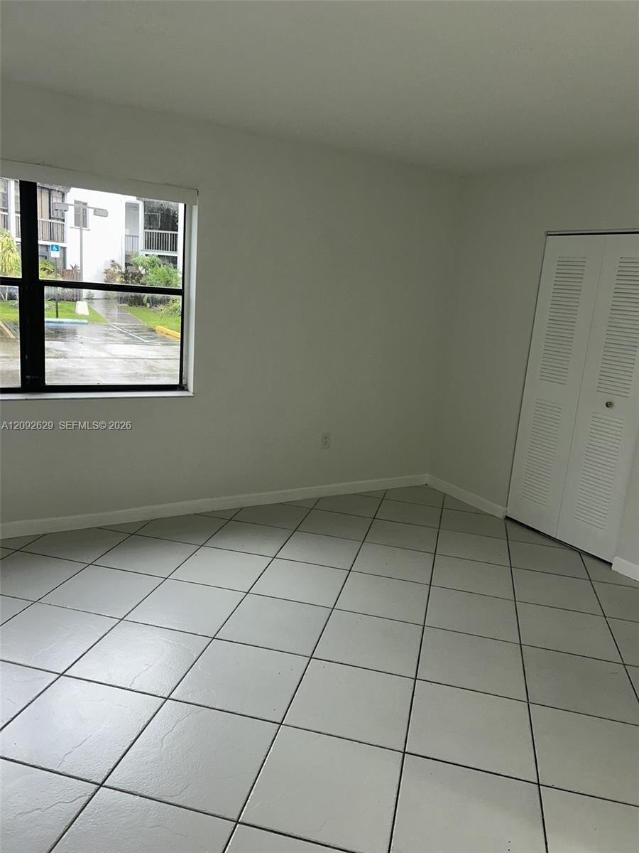 9431 Fontainebleau Boulevard 101 Property Photo 8