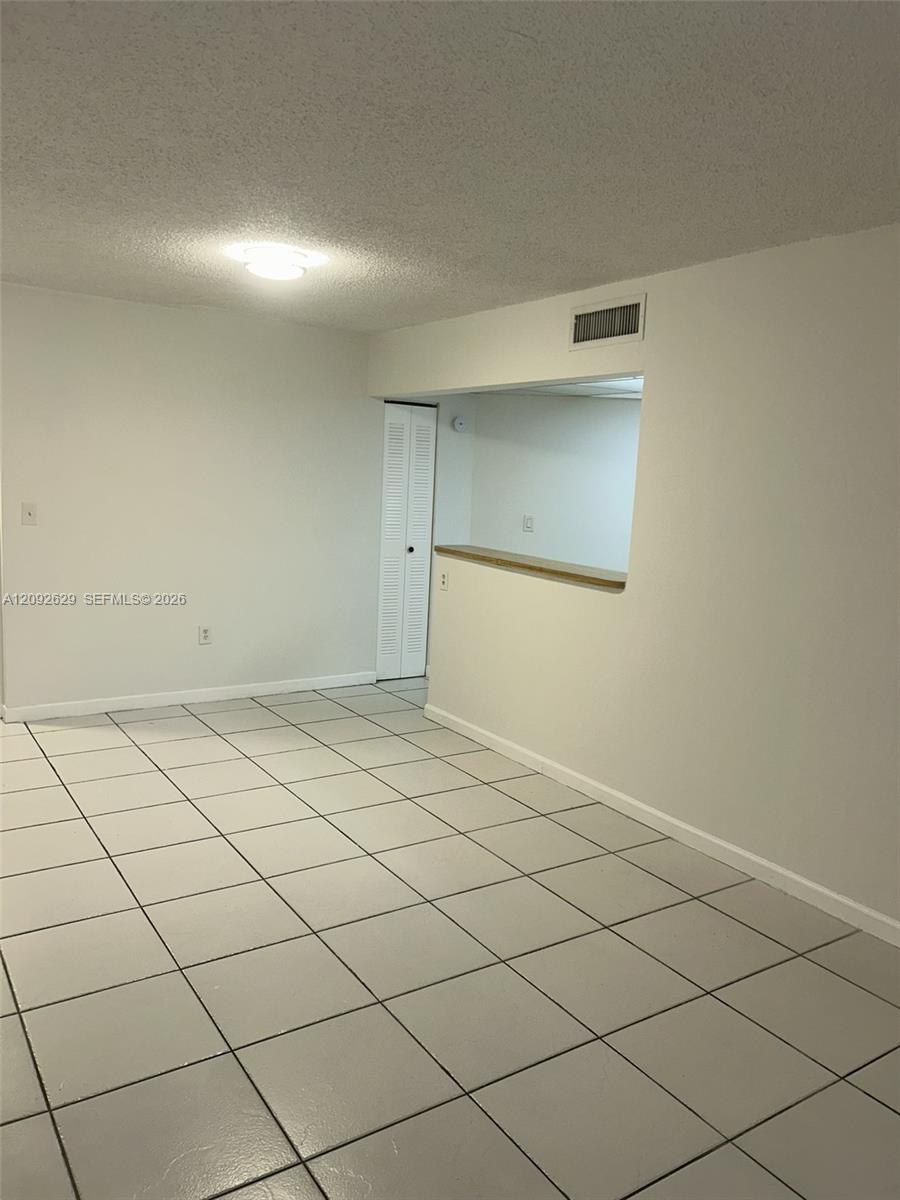 9431 Fontainebleau Boulevard 101 Property Photo 11