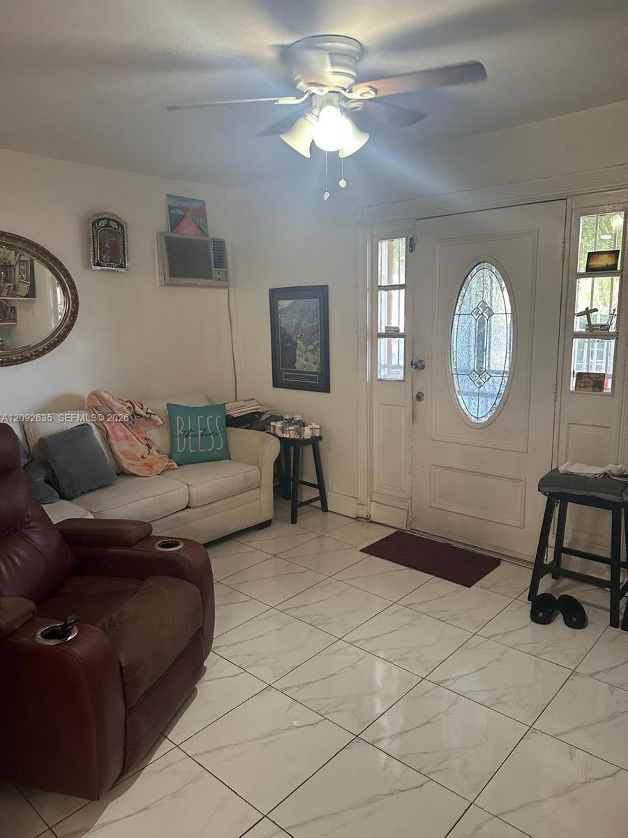 3425 Nw 14th Avenue Property Photo 1