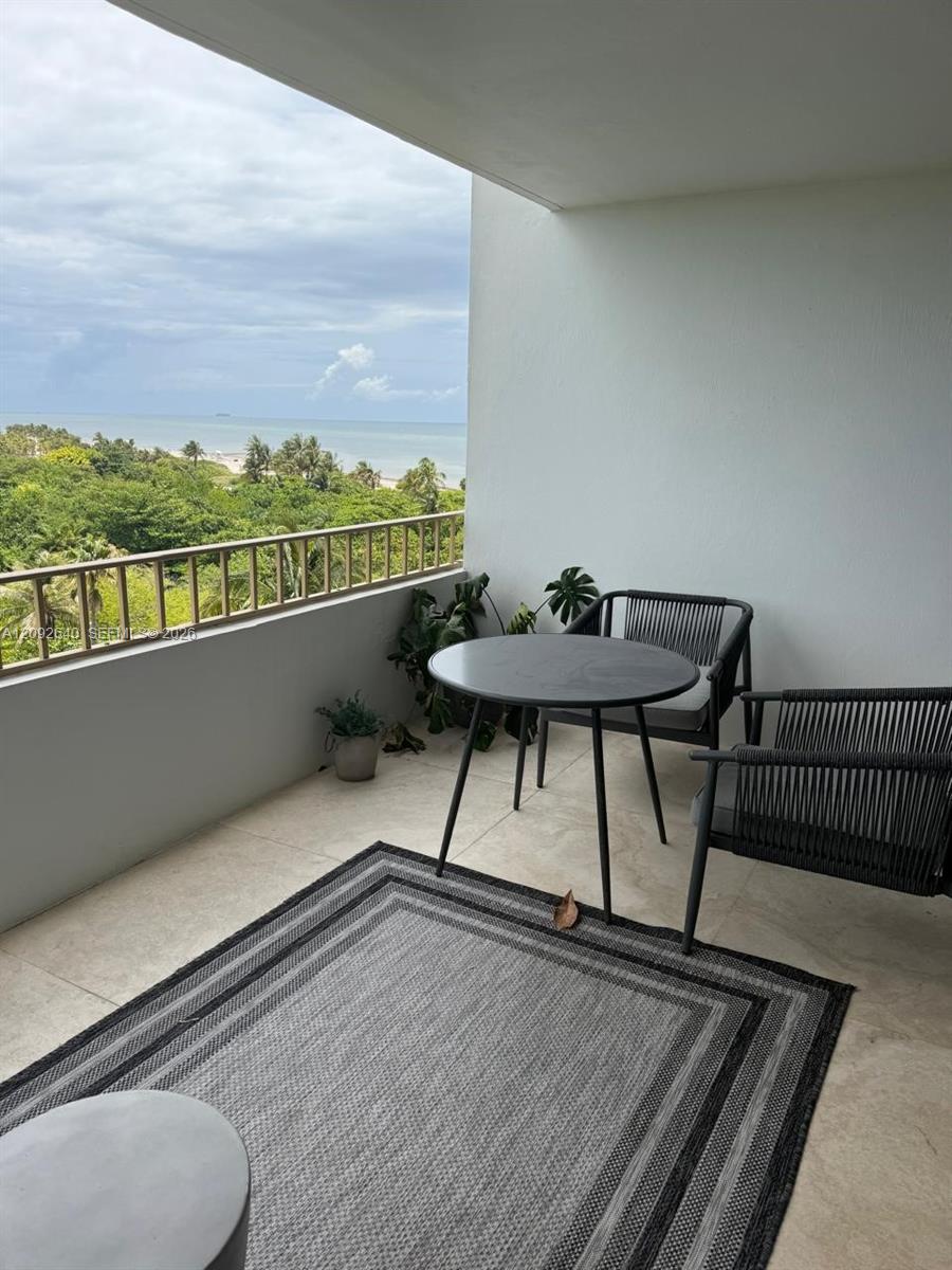 177 Ocean Lane Drive 812 Property Photo 12