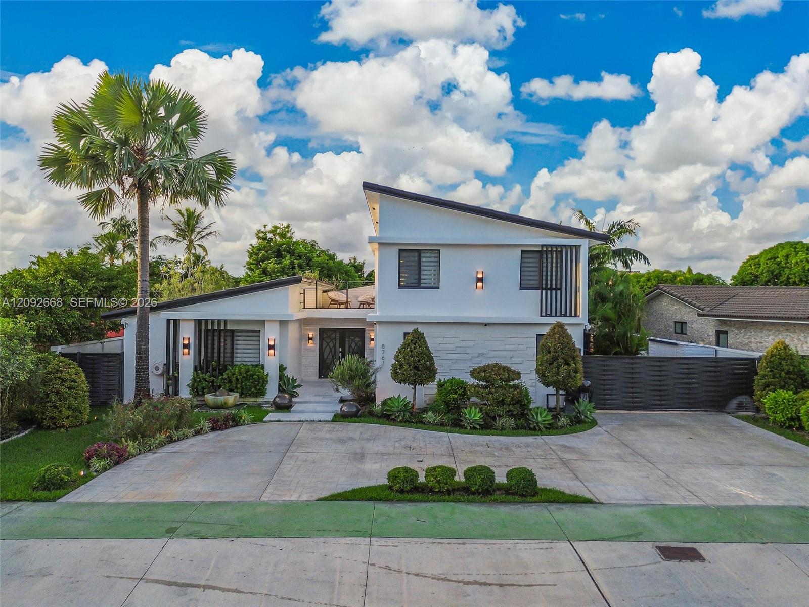 8761 SW 56th Street