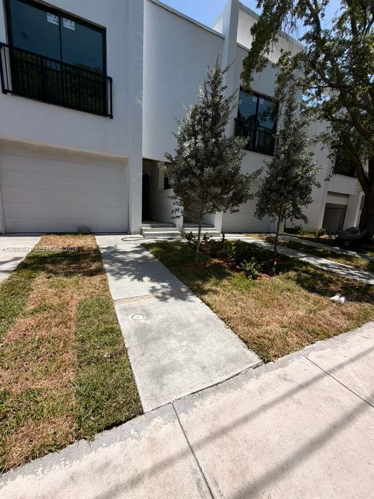 152 Nw 33rd Street Property Photo 1