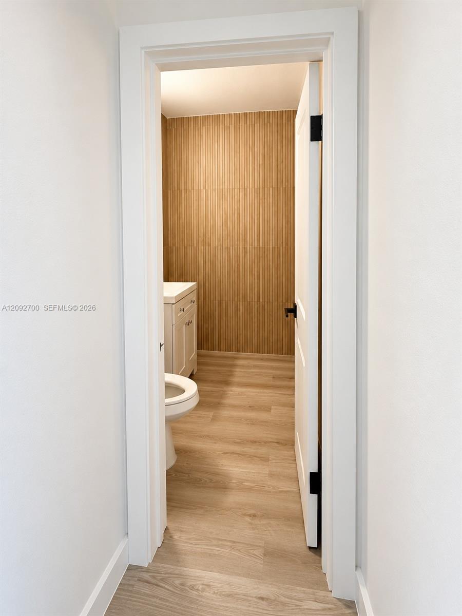 5801 Sw 40th Street B Property Photo 4