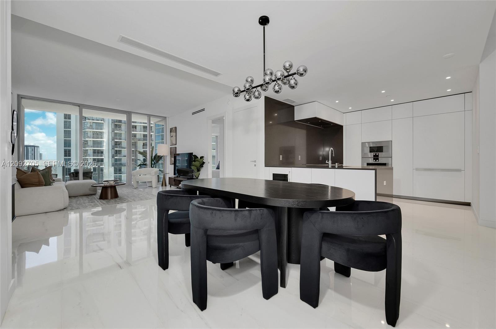 300 Biscayne Blvd Way 2809 Property Photo 9