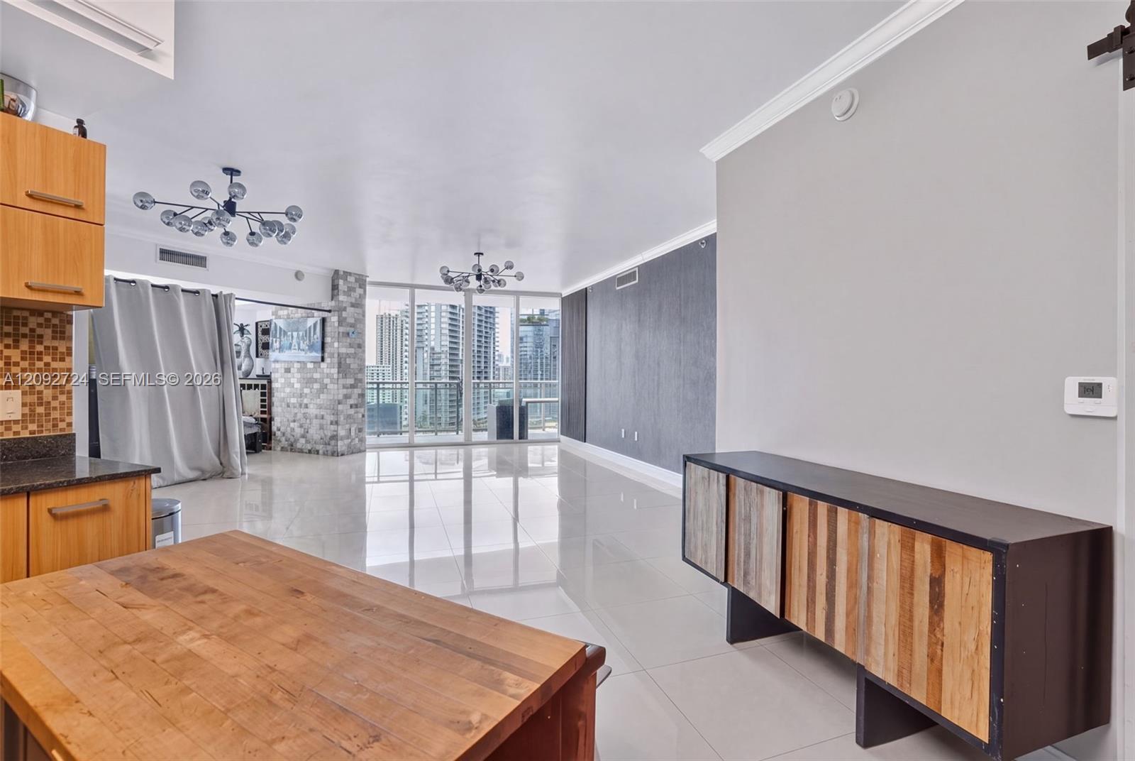 350 S Miami Avenue 3602 Property Photo 1