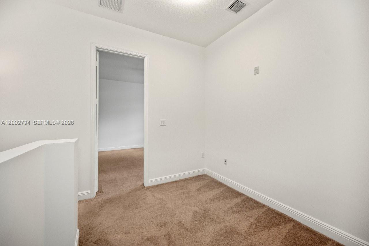341 Sw 13th Terrace 341 Property Photo 8
