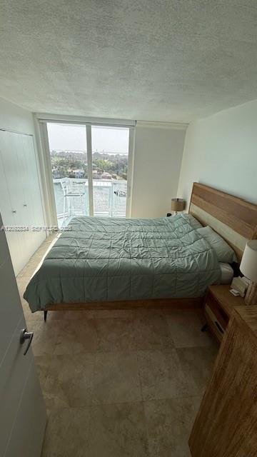 5880 Collins Avenue 1104 Property Photo 6