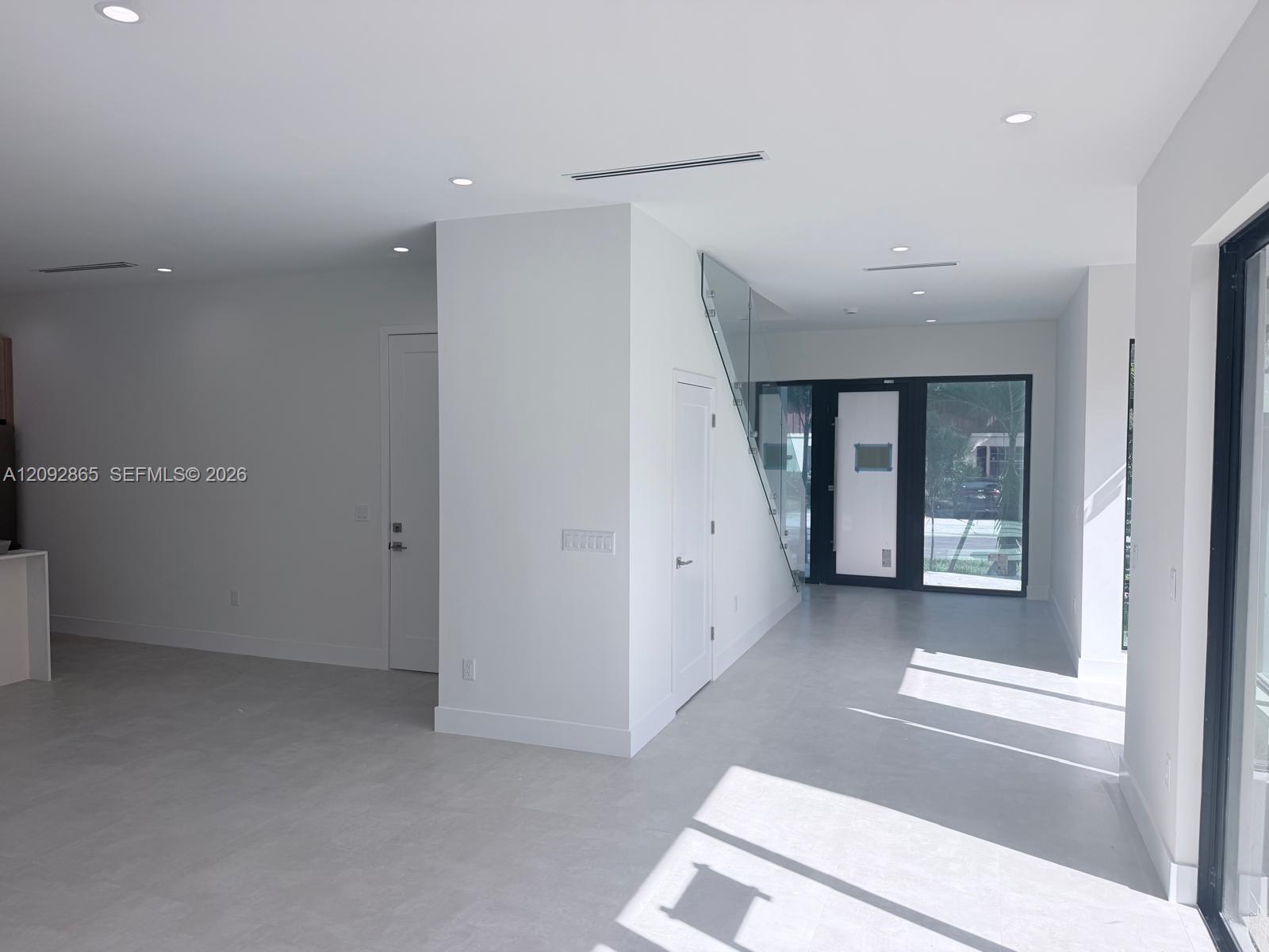 A12092865 Property Photo 5