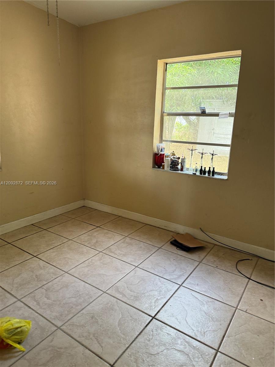 3692 W 2nd Avenue Property Photo 2