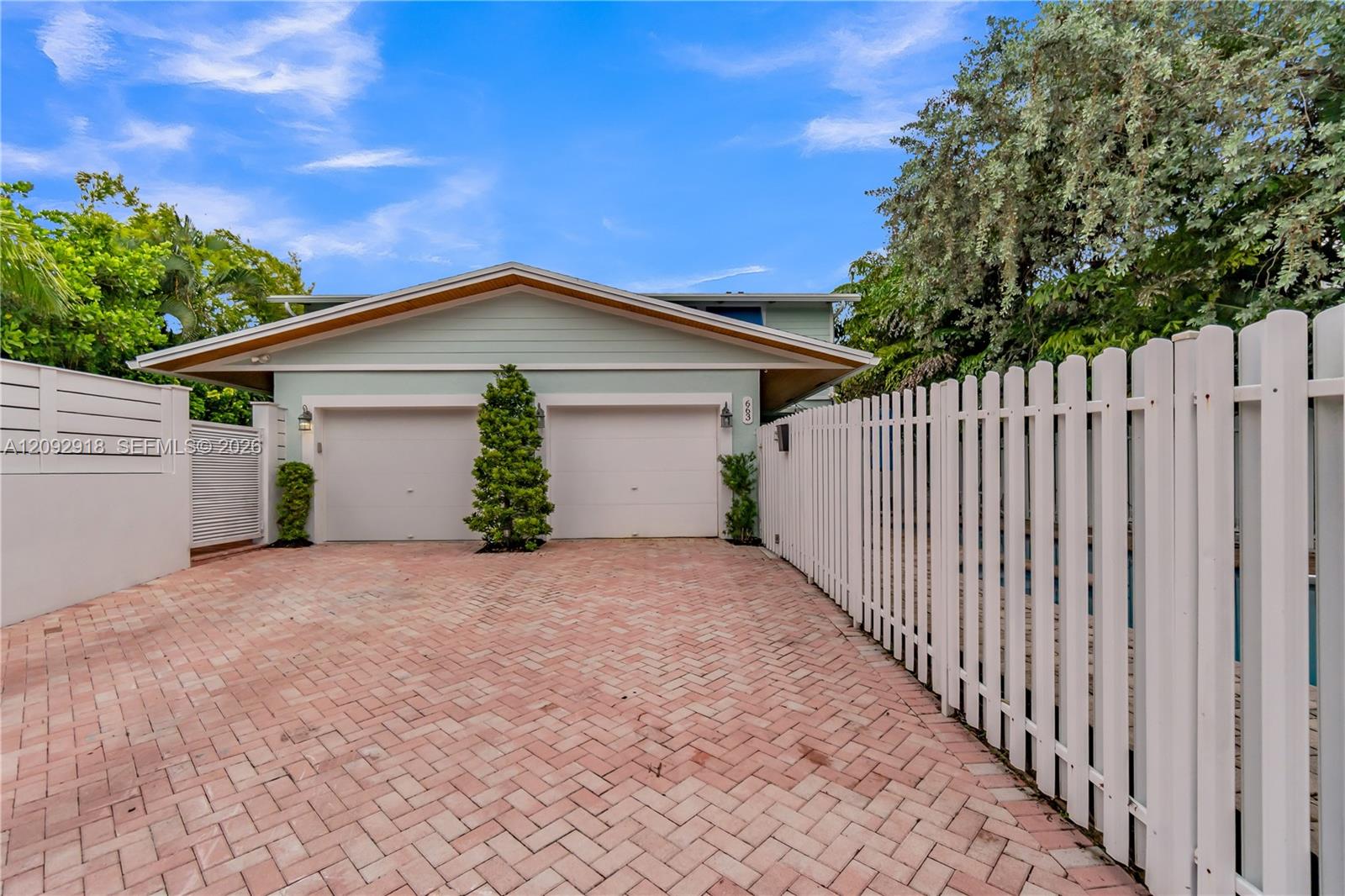 663 Ponce De Leon Drive 2 Property Photo 2