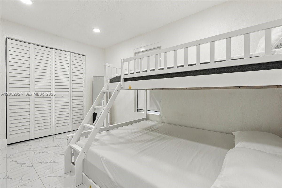 2388 Nw 33rd Street Property Photo 8
