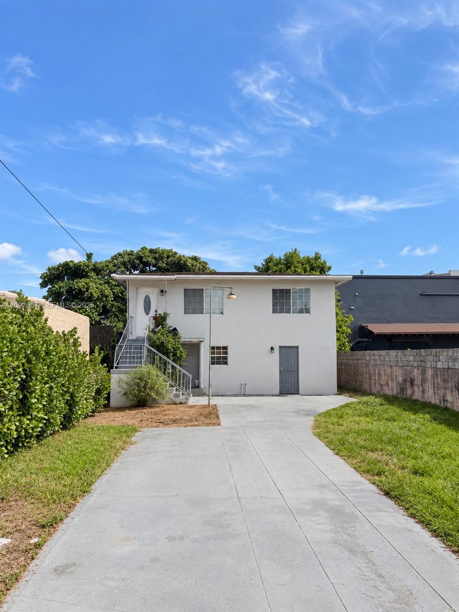 2315 NW 35th Street Property Photo 1