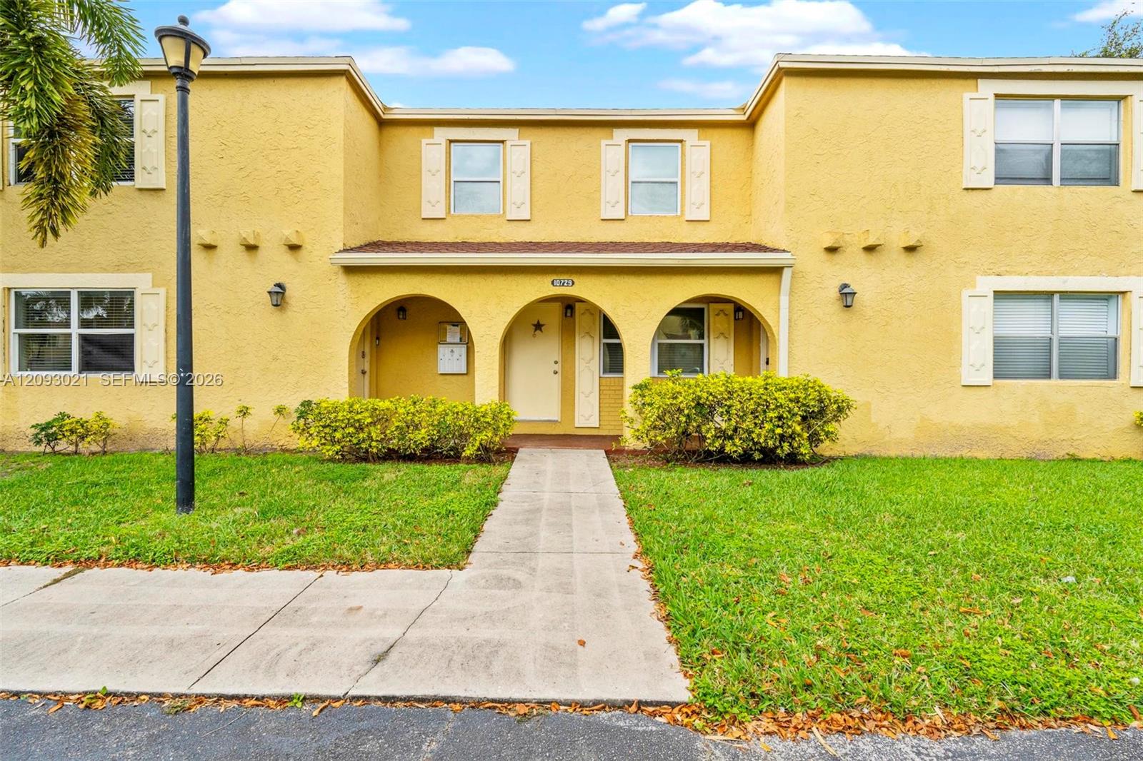 10729 La Placida Drive 3-4 Property Photo 1