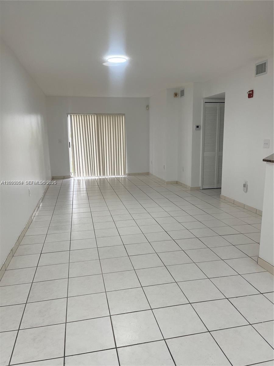 A12093054 Property Photo 2