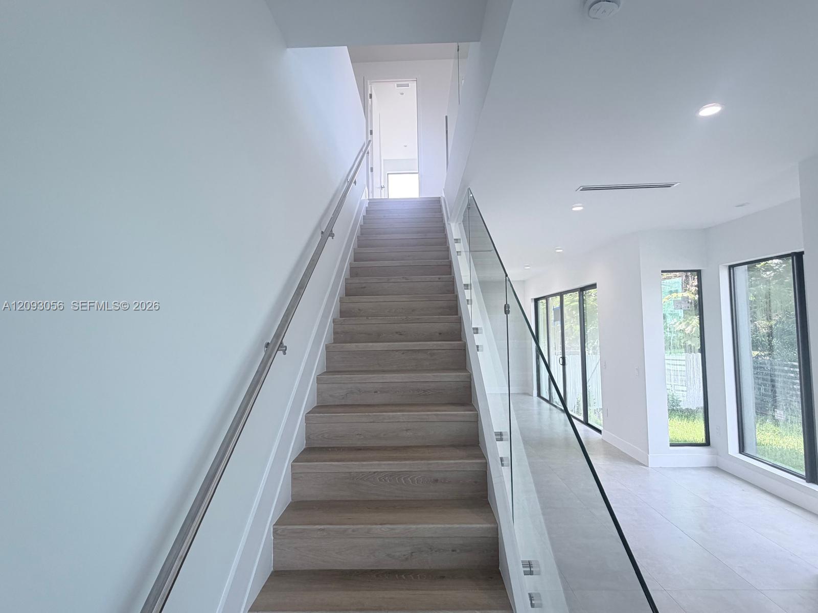 A12093056 Property Photo 10