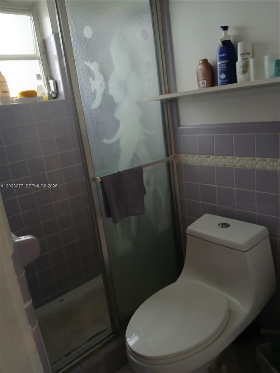 17001 Ne 13th Avenue 203 Property Photo 6