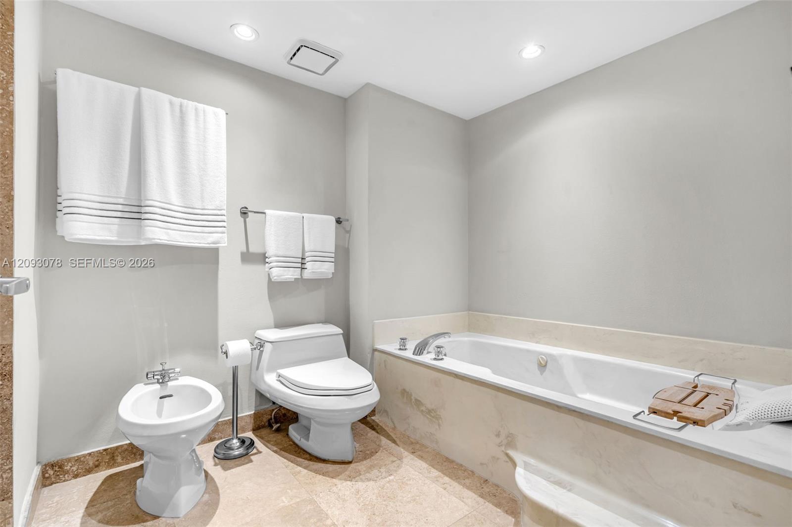 520 Brickell Key Drive A700 Property Photo 18