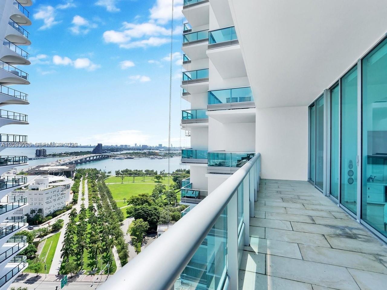 900 Biscayne Boulevard 2412 Property Photo 1