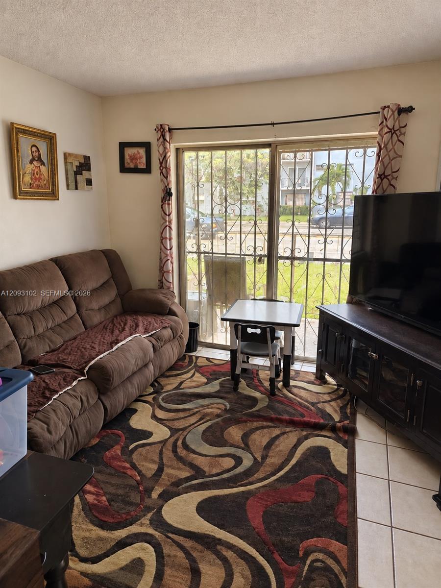 6820 W Flagler Street 103 Property Photo 1
