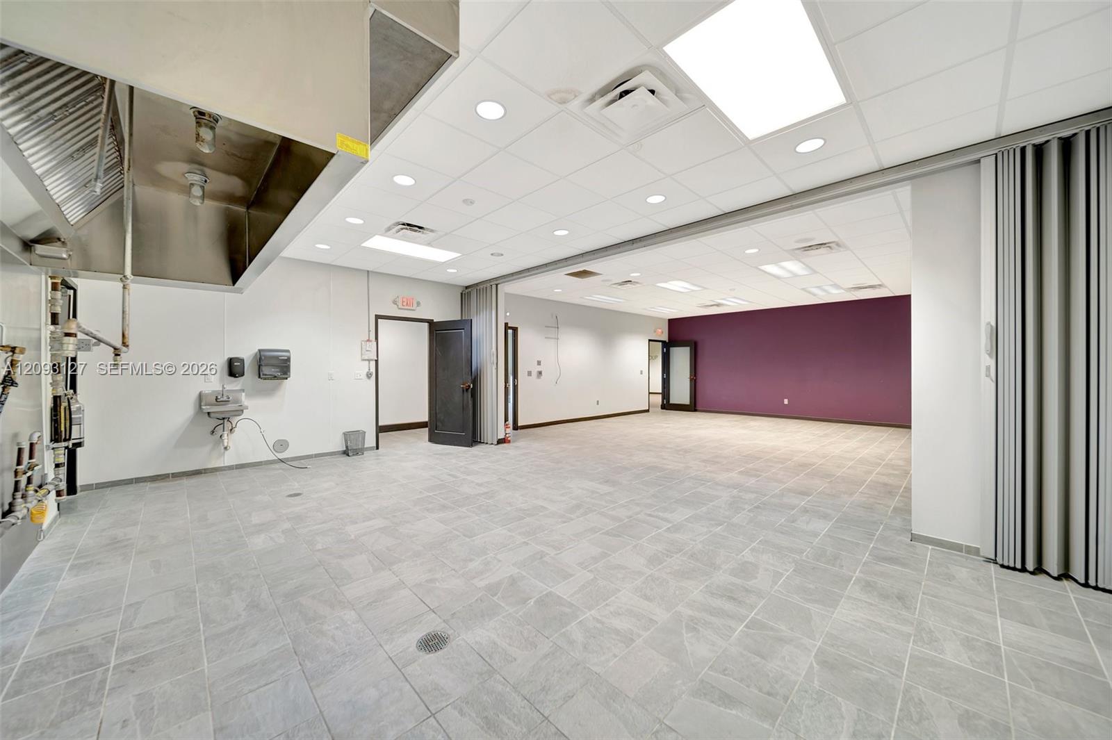 2200 N University Drive Property Photo 28