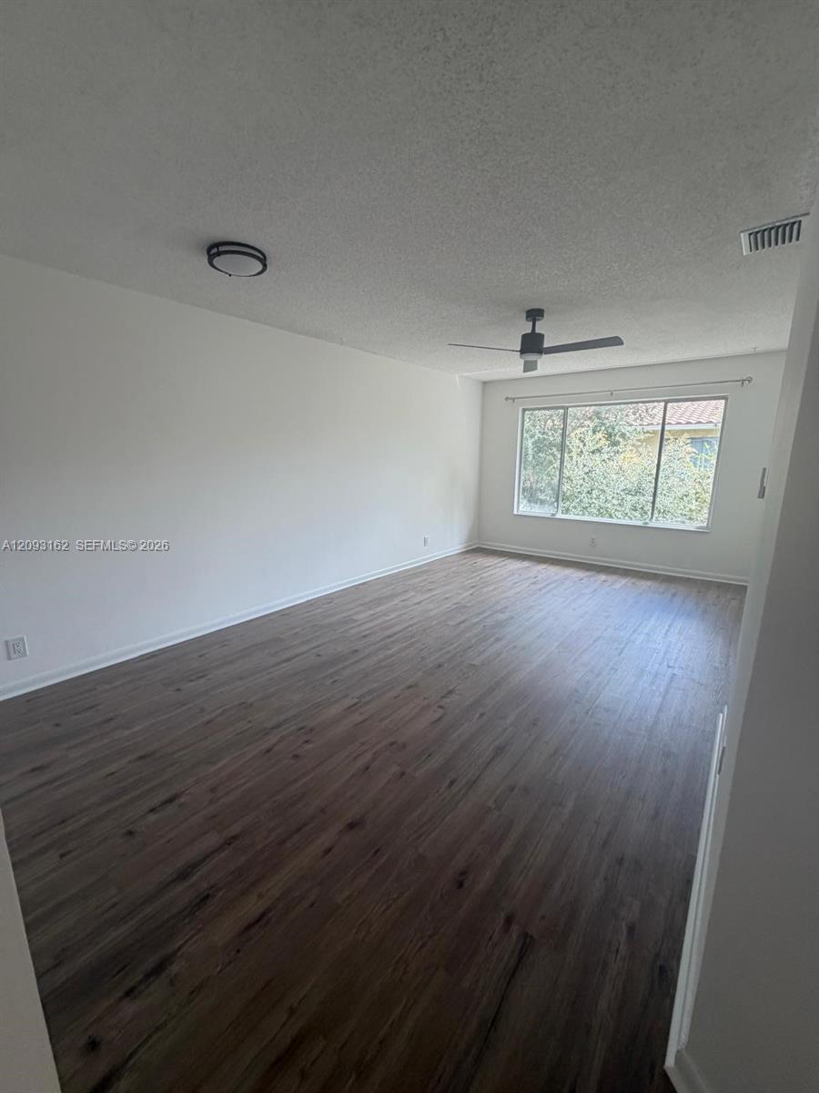 3239 NW 103rd Terrace 304-C Property Photo 1