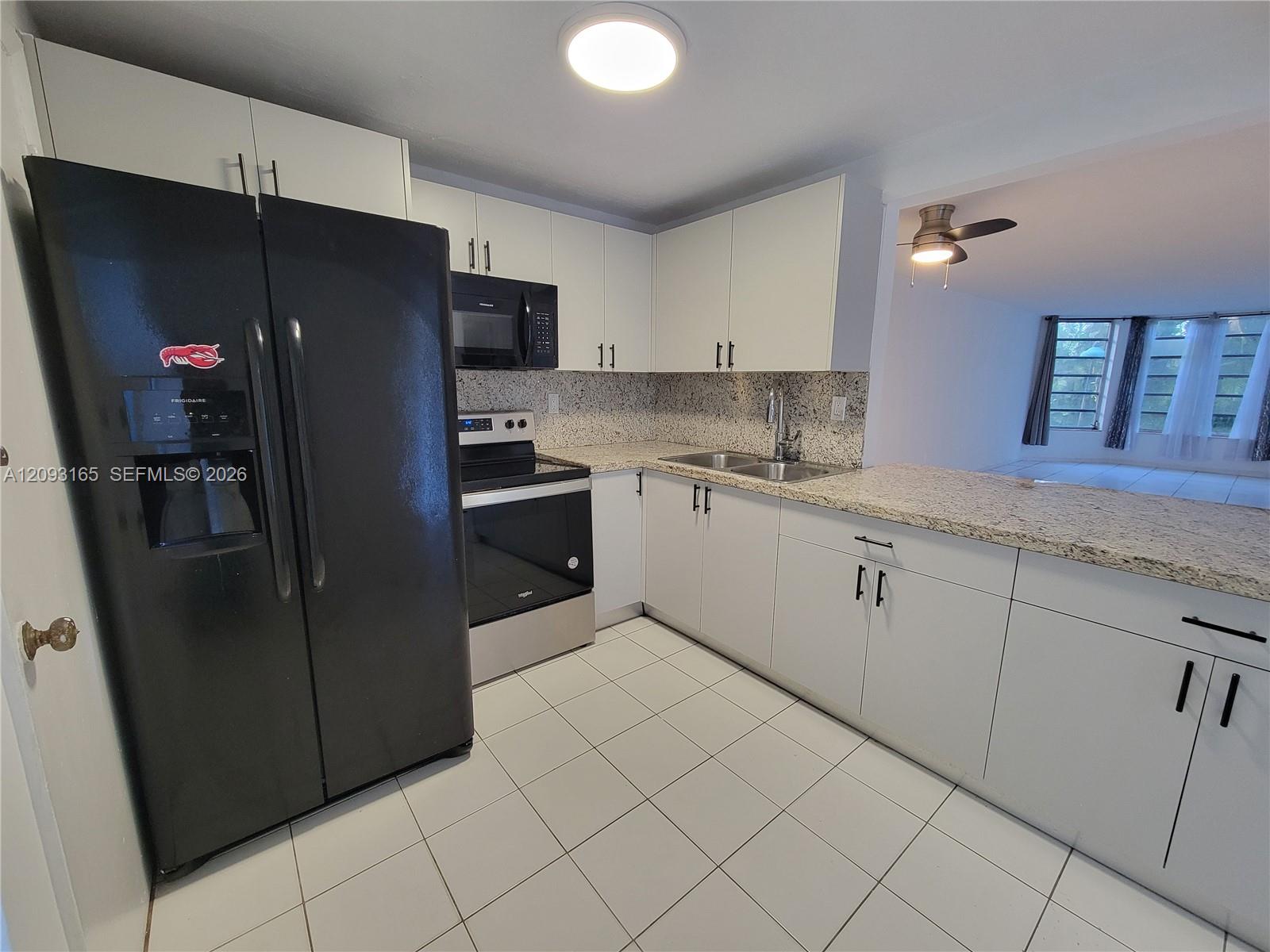1601 NE 191st Street B118 Property Photo 1
