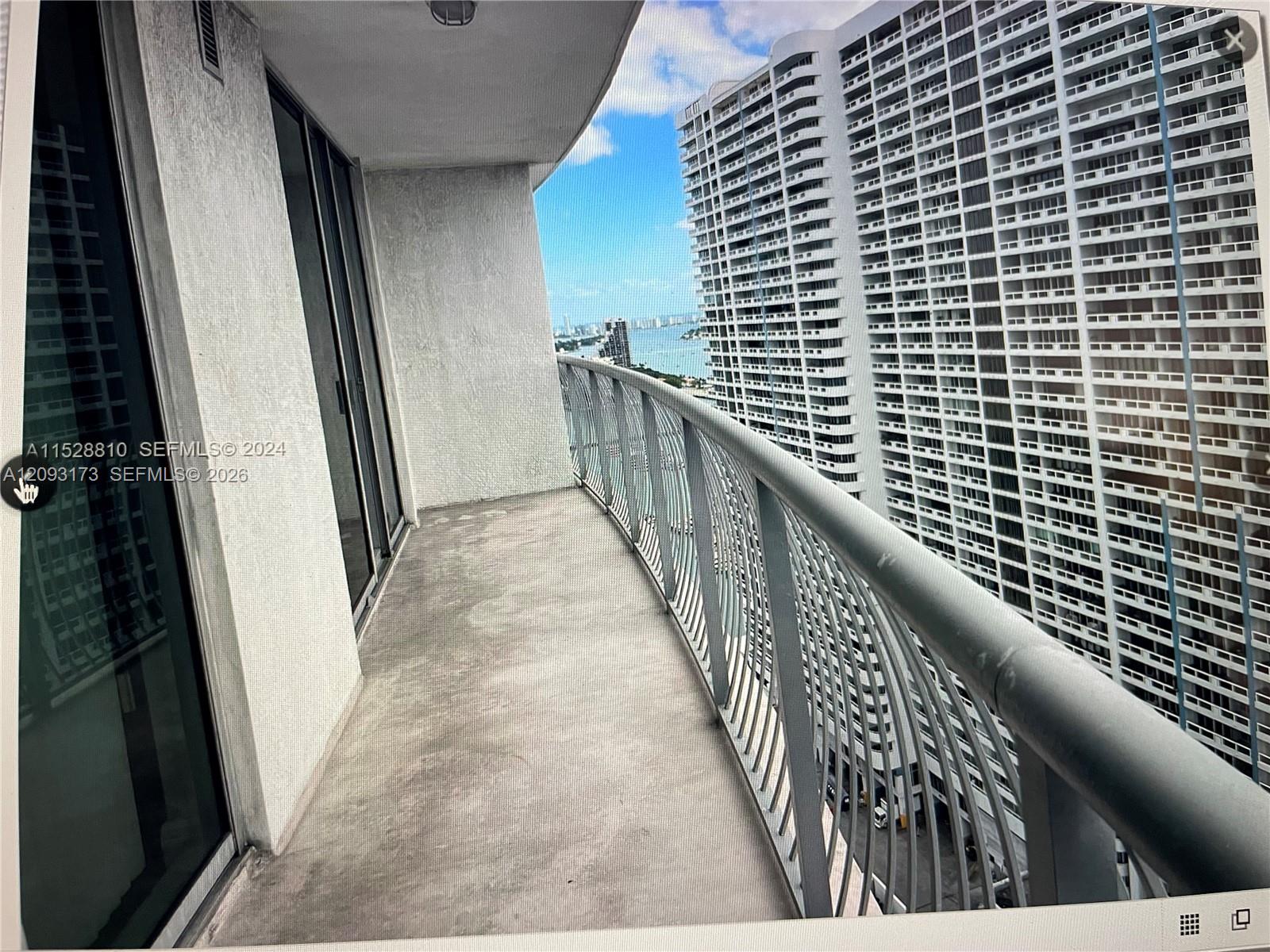 1750 N Bayshore Drive 2810 Property Photo 10