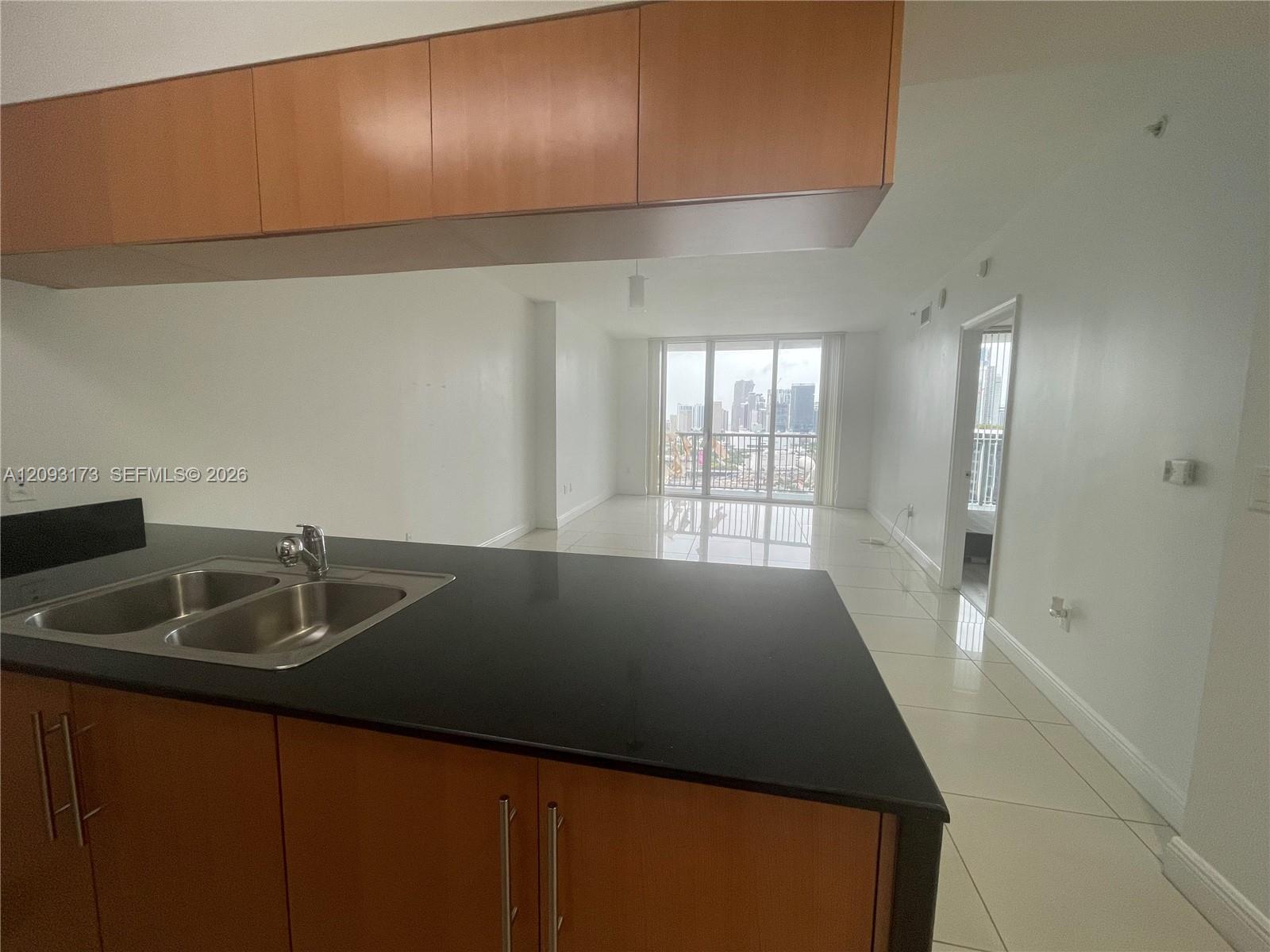 1750 N Bayshore Drive 2810 Property Photo 17