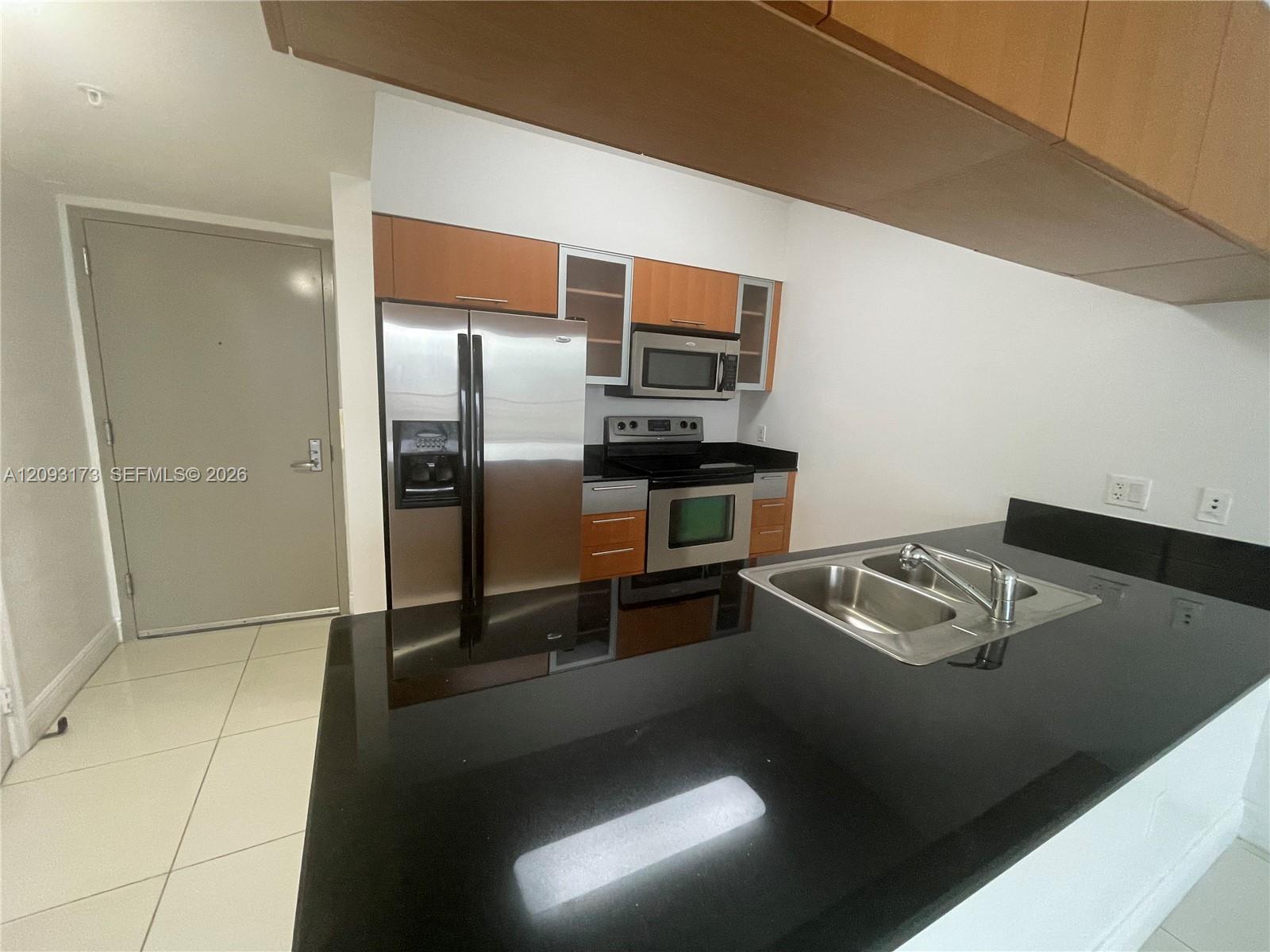1750 N Bayshore Drive 2810 Property Photo 18