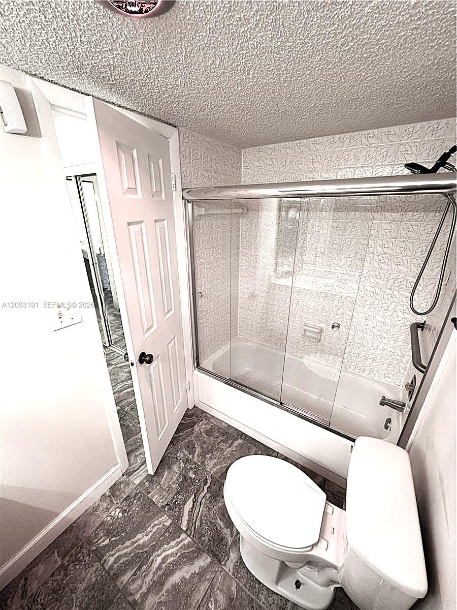 403 Nw 68th Avenue 309 Property Photo 8
