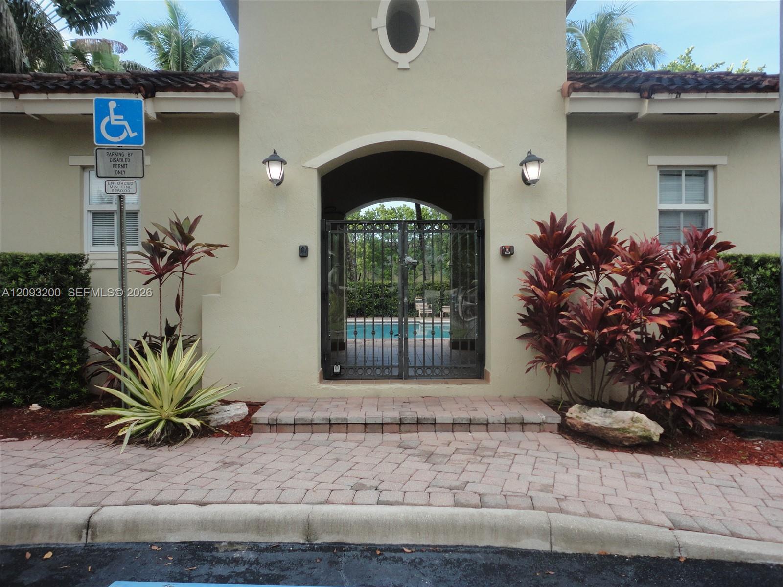 A12093200 Property Photo 13