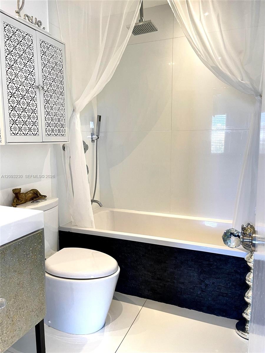 13105 Ixora Court 302 Property Photo 17