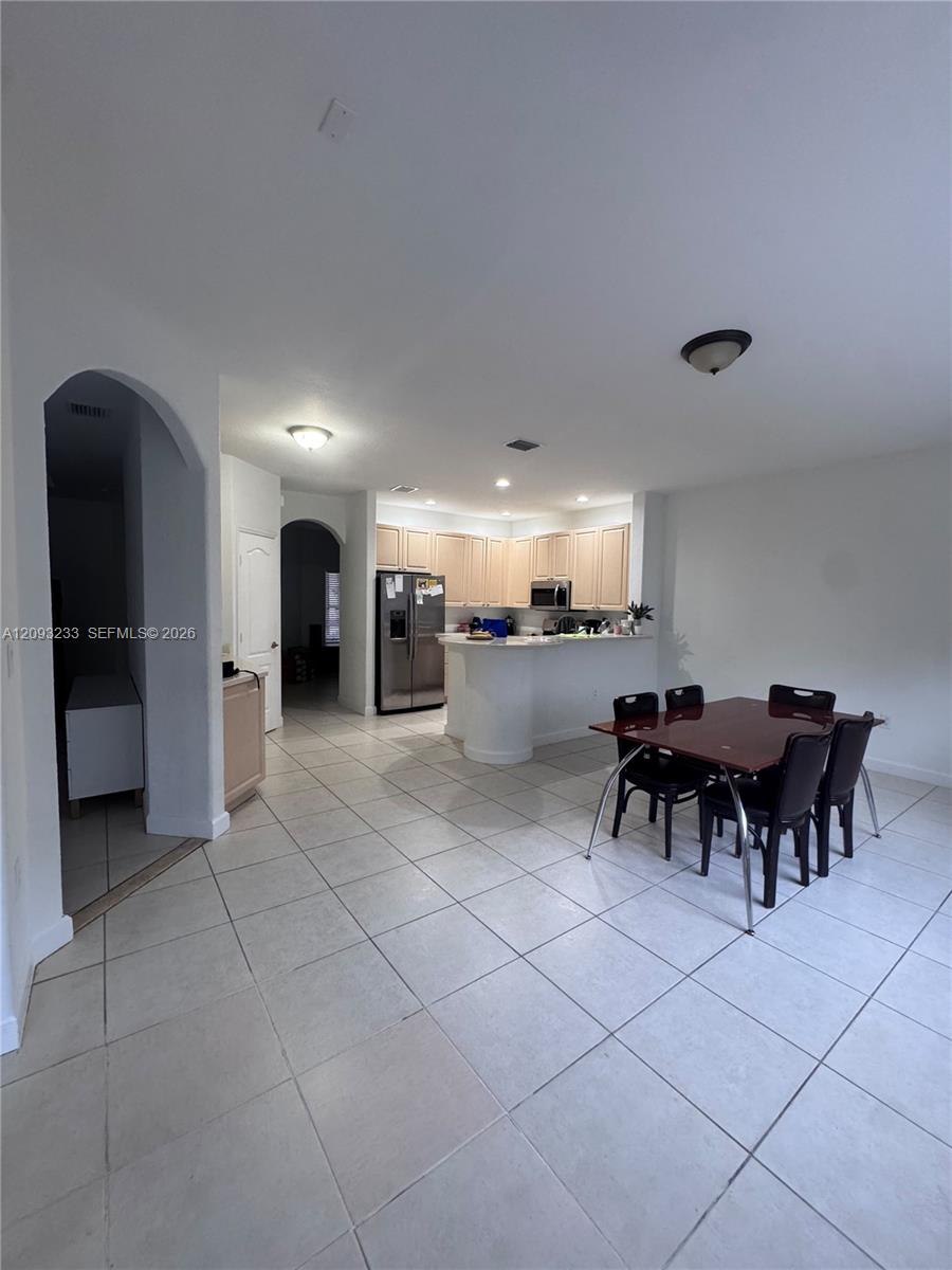 A12093233 Property Photo 10
