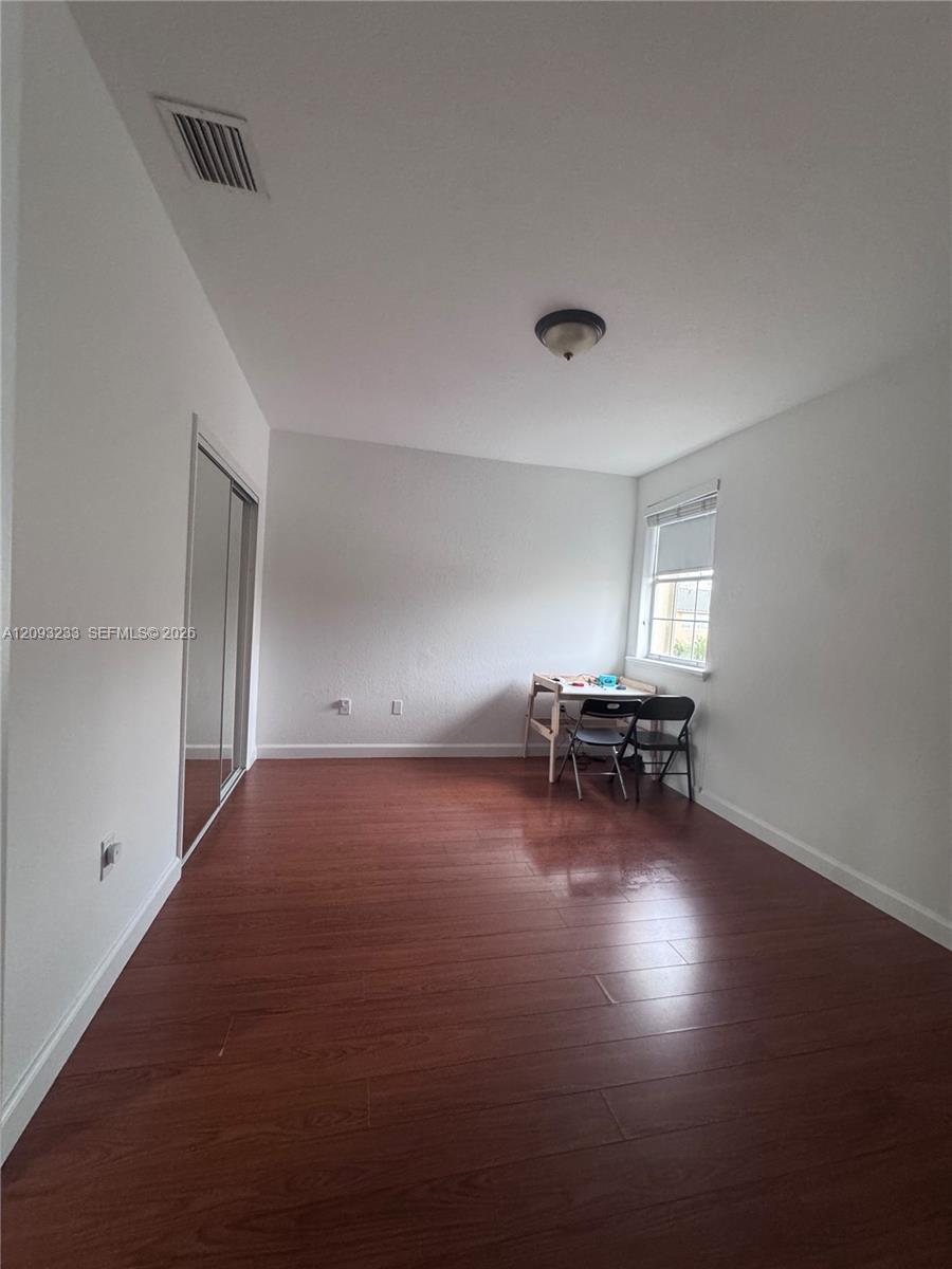 A12093233 Property Photo 19