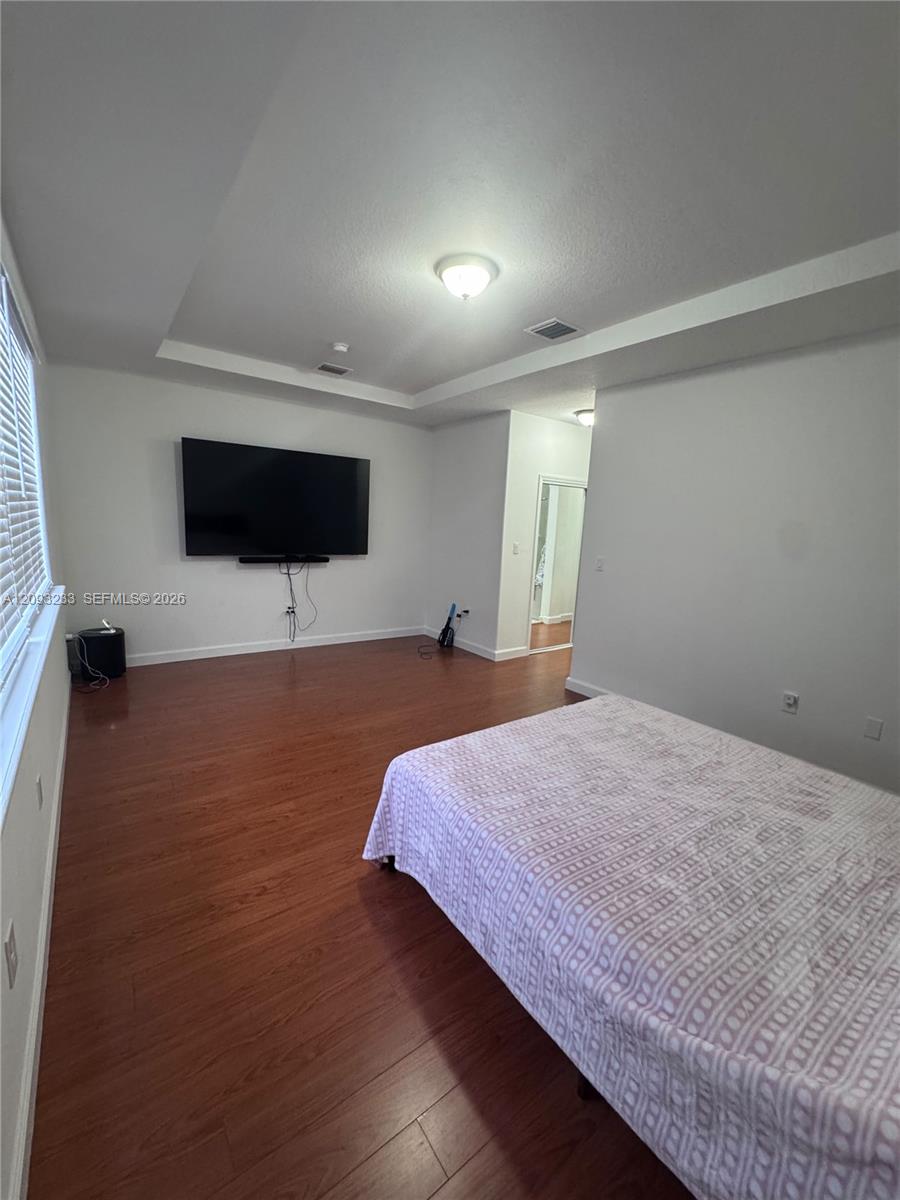 A12093233 Property Photo 24