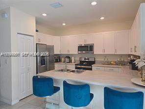 A12093251 Property Photo 21