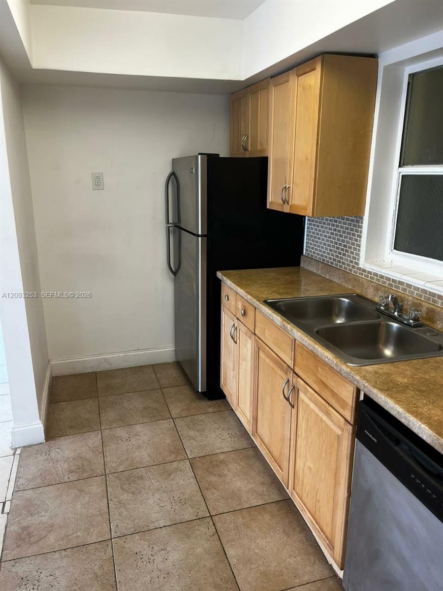 7410 Sw 82nd Street K410 Property Photo 9