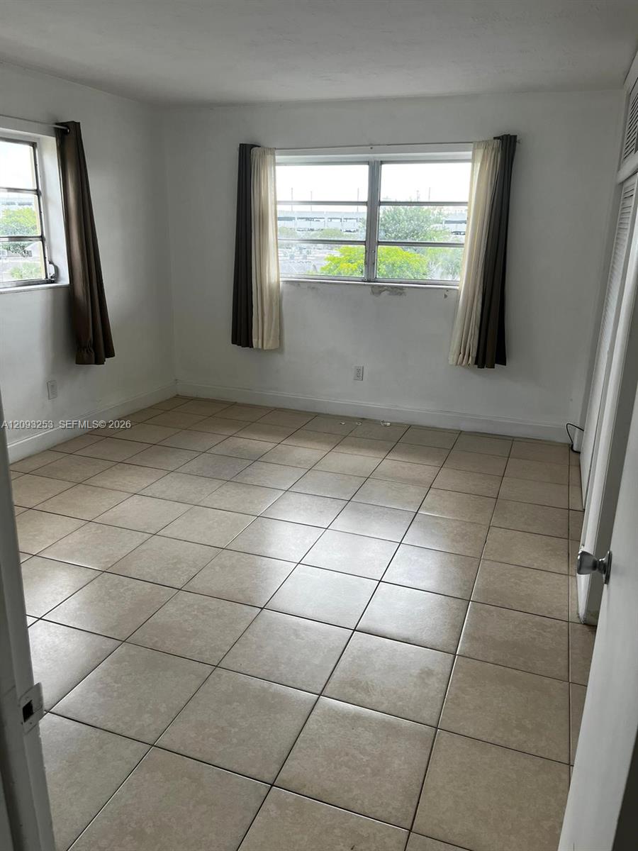 7410 Sw 82nd Street K410 Property Photo 10