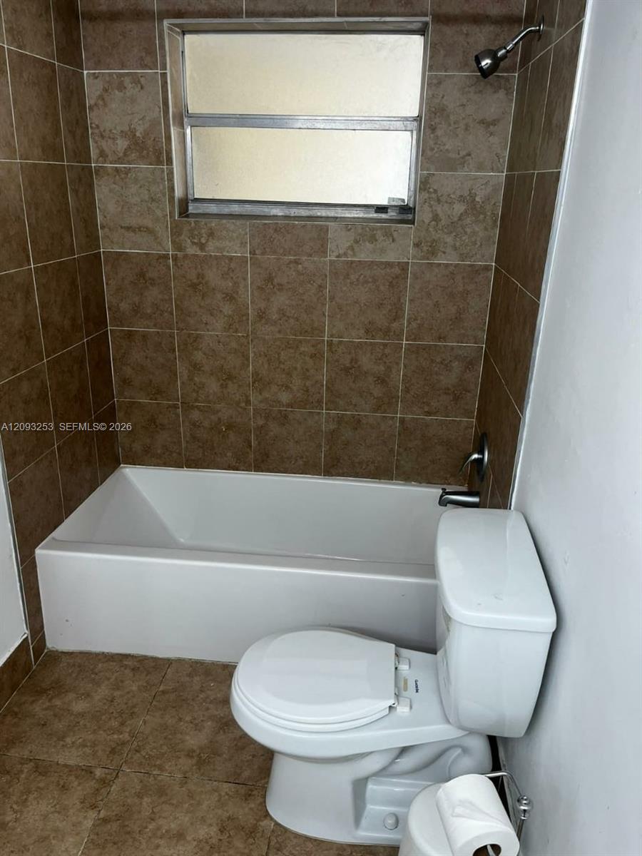 7410 Sw 82nd Street K410 Property Photo 13