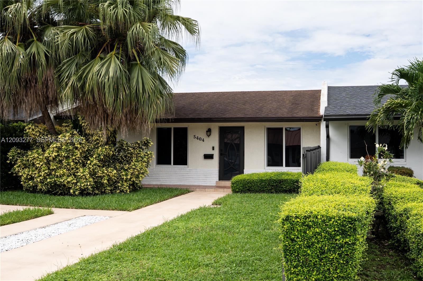A12093277 Property Photo 1