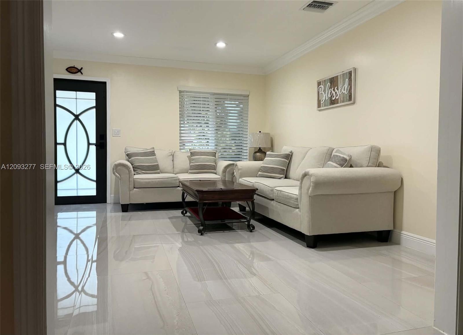 A12093277 Property Photo 9