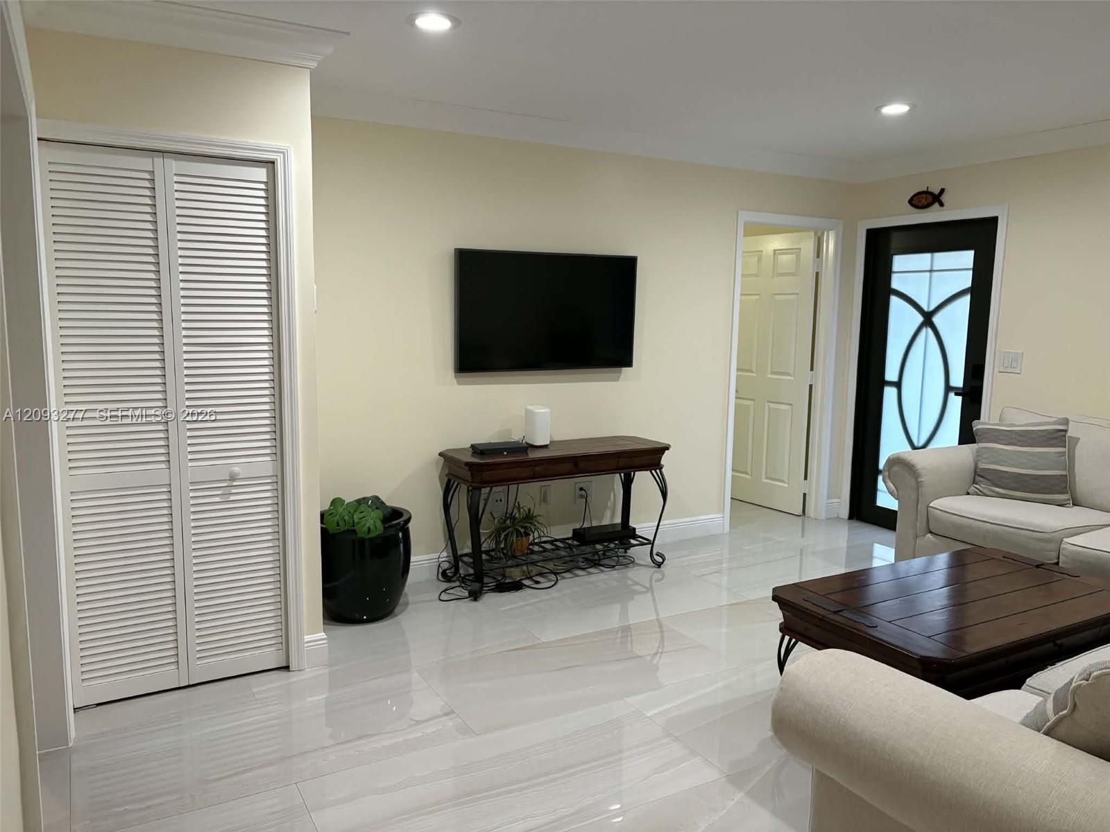 A12093277 Property Photo 10