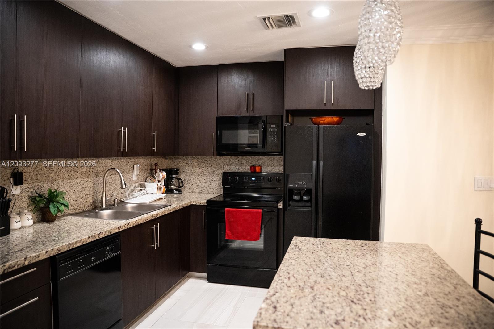 A12093277 Property Photo 16