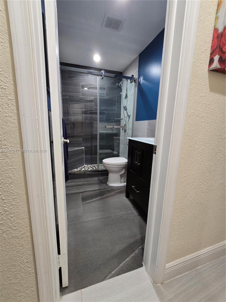 A12093277 Property Photo 26