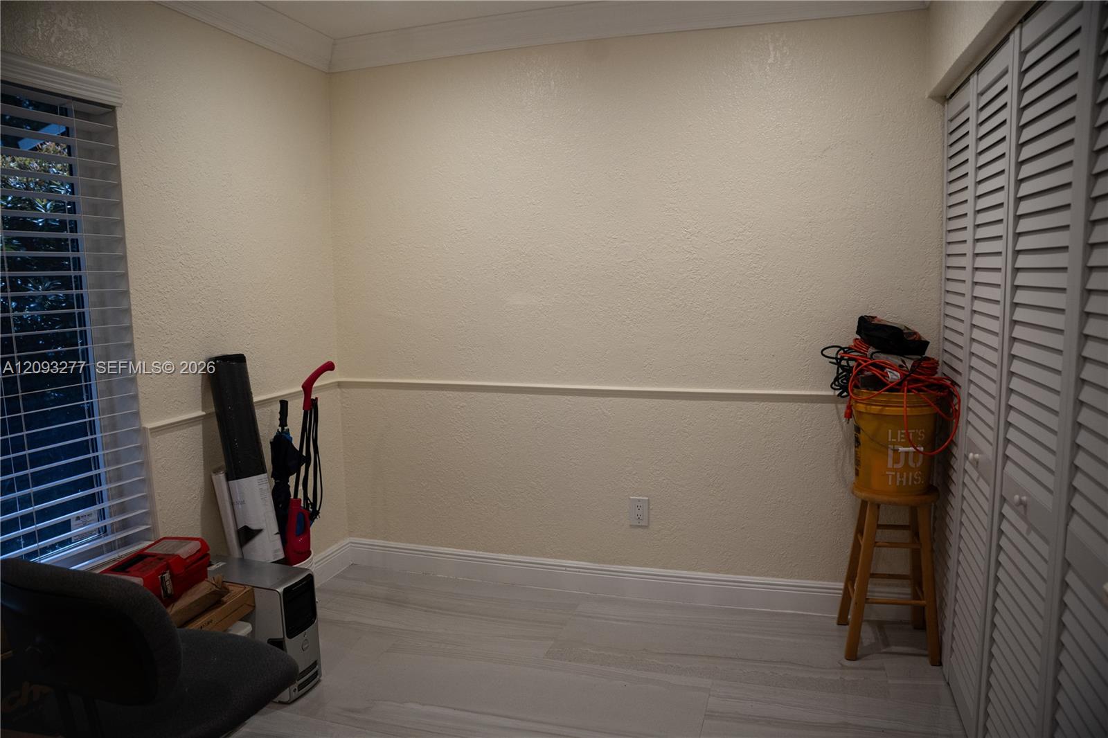A12093277 Property Photo 31