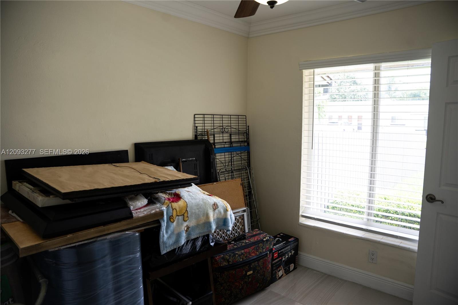 A12093277 Property Photo 34