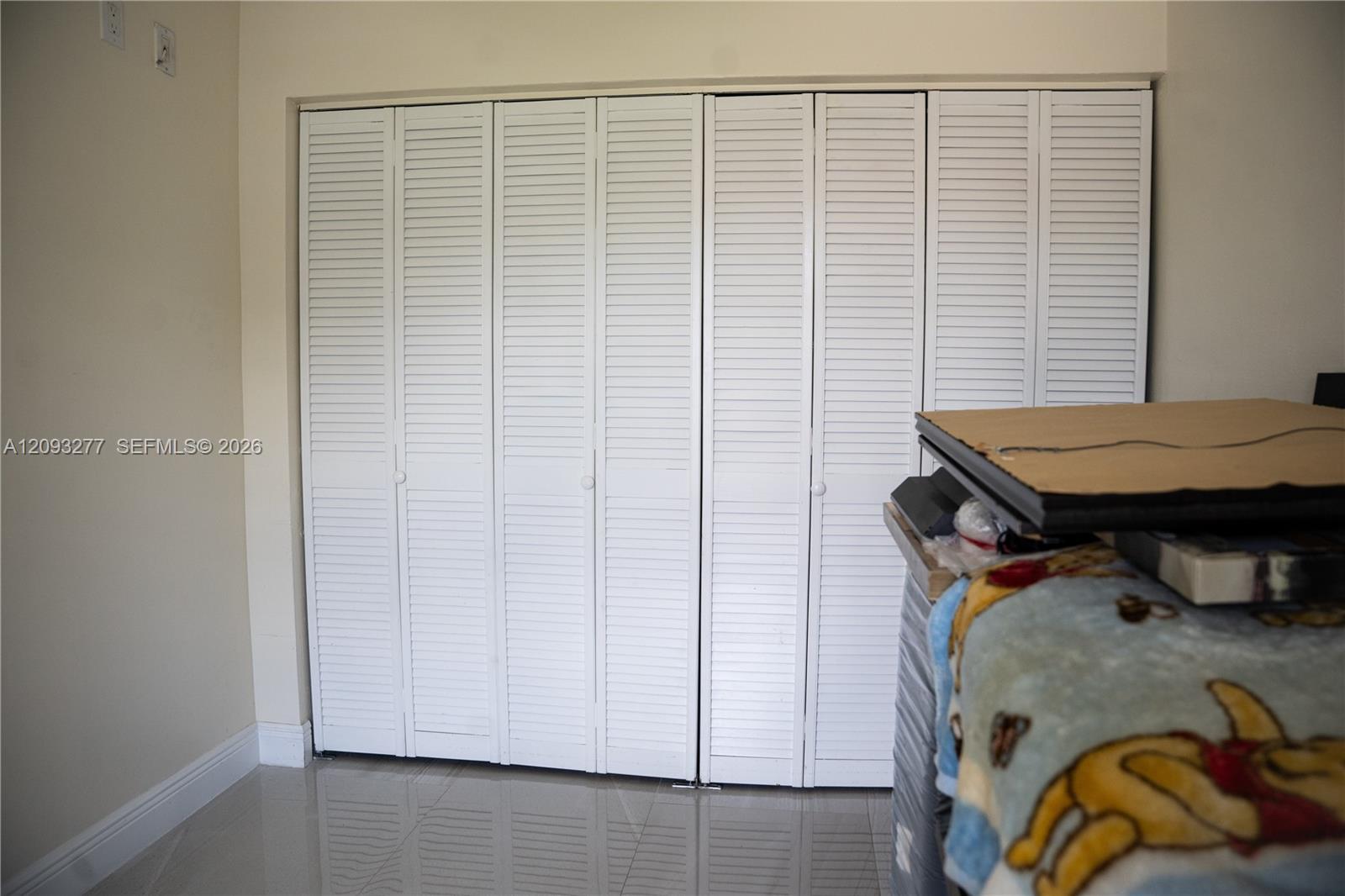 A12093277 Property Photo 35